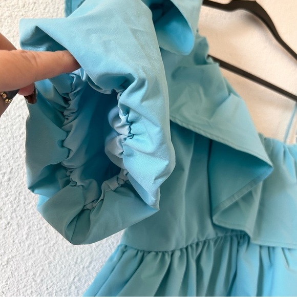 Forever 21 Women Ruffle Top Large NWT Peplum One Shoulder Puff Sleeve Turquoise - Picture 5 of 7